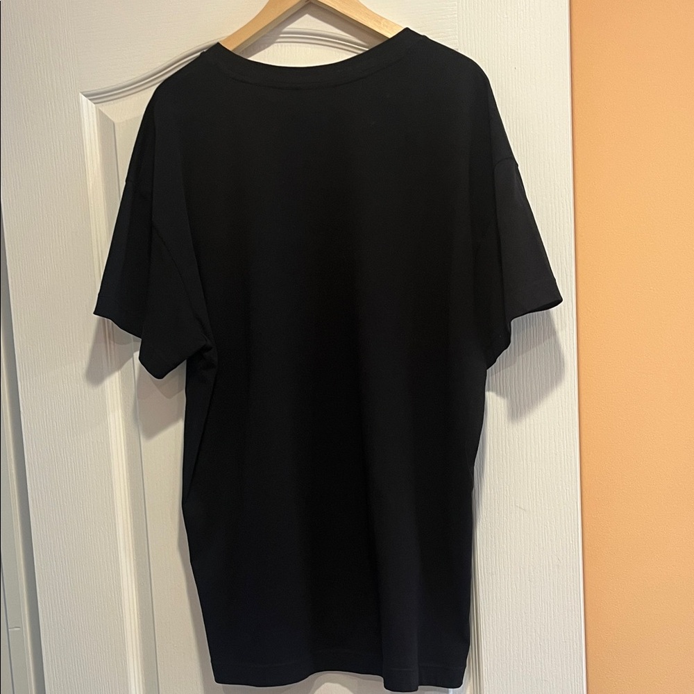 HUGO Black Tee with Red Logo - Picture 4 of 4